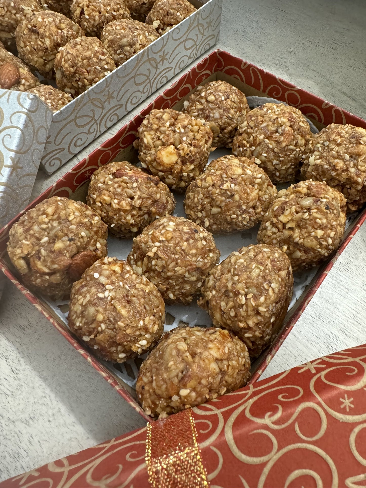 Panjeeri Power Balls (Gond Ki Lado)